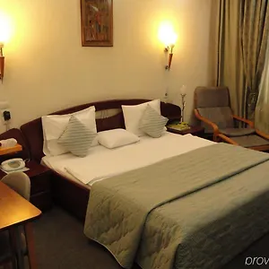 3* מלון Relax Comfort