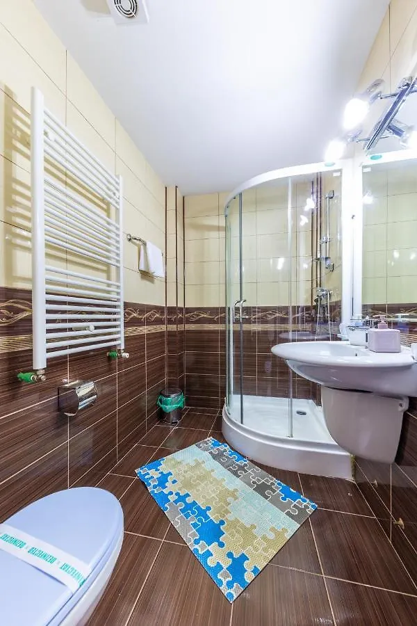 בוקרשט Hotel Amphitryon 3*,